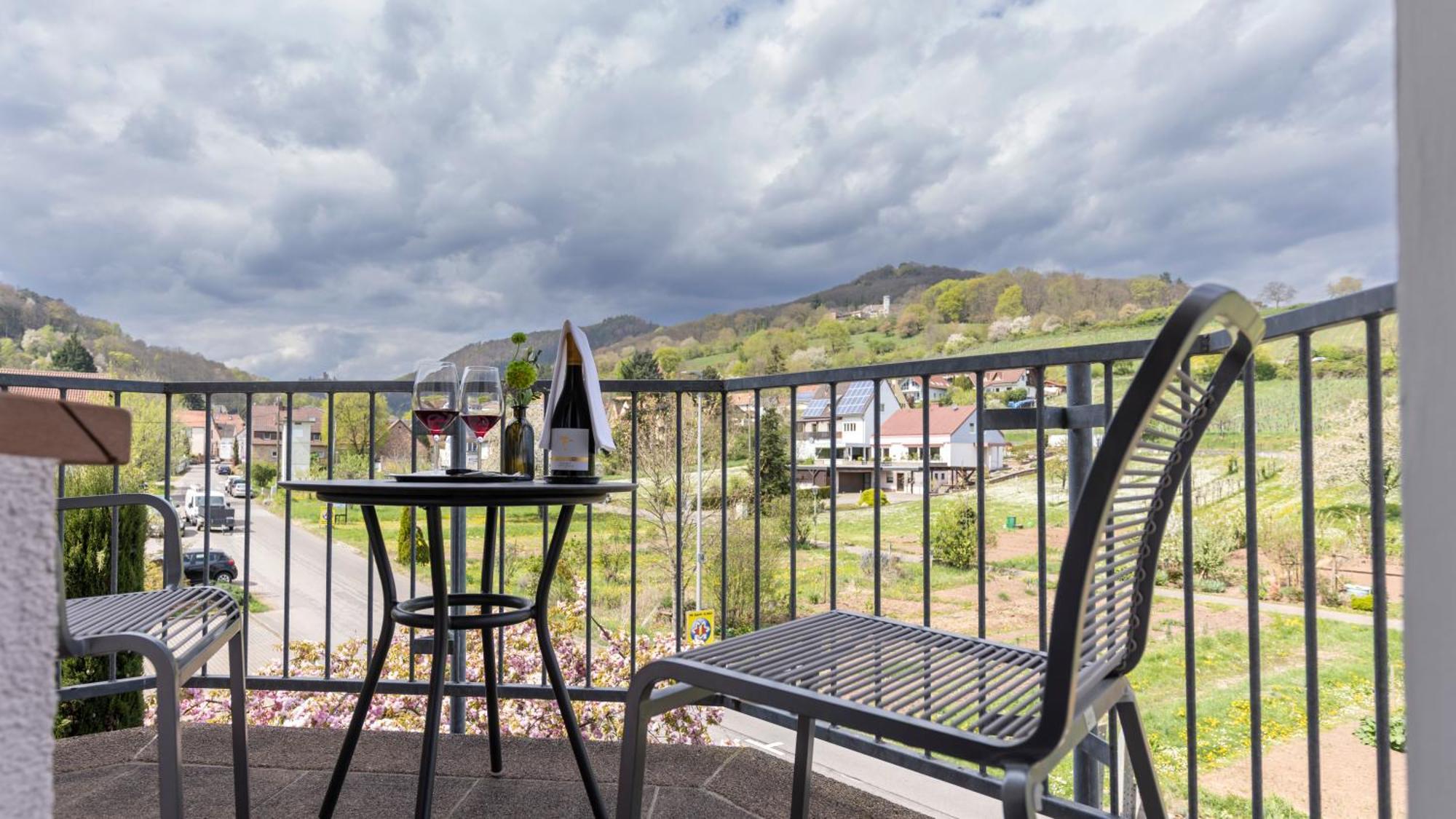Castell Hotel & Restaurant 라인스바일러 외부 사진