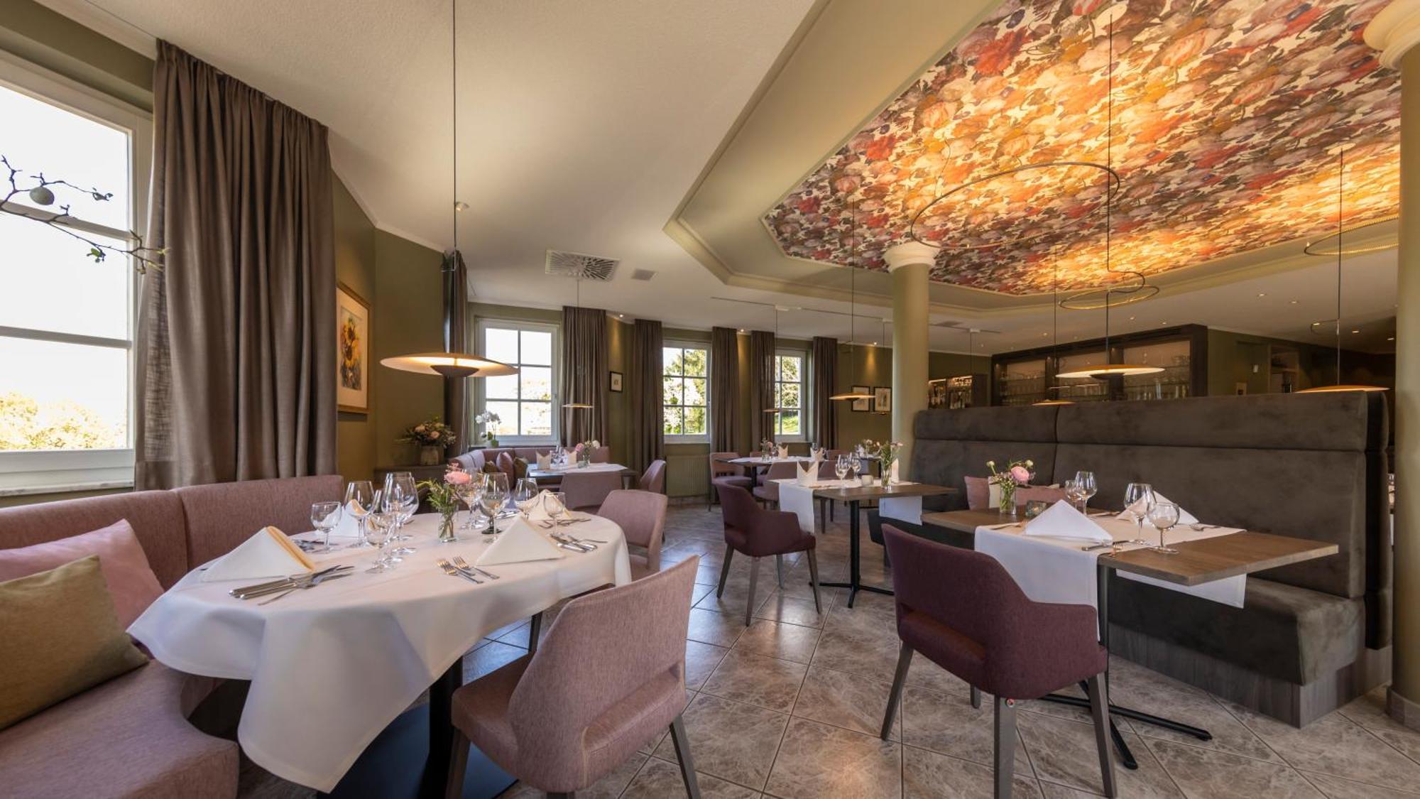Castell Hotel & Restaurant 라인스바일러 외부 사진